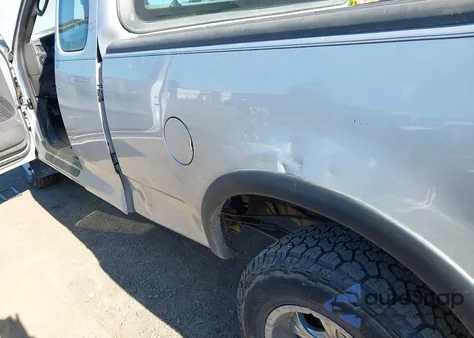 2003 Ford F-150 Lariat/Xl/Xlt z USA, uszkodzony, nr VIN 2FTRX18W23CA62238